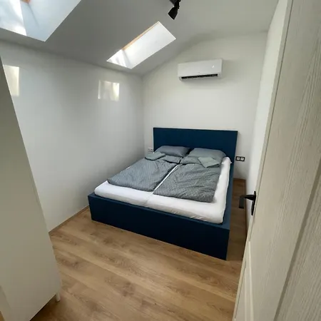 Fenyvesi Kucko * 鲍洛通费尼韦什